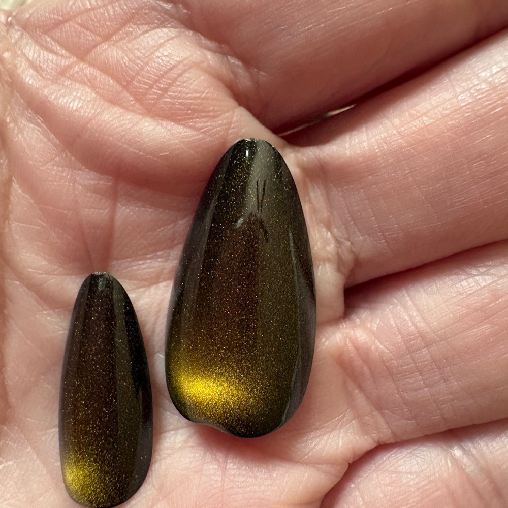 New 24 Green Yellow Cat Eye Press-On Nails - Picture 9 of 9